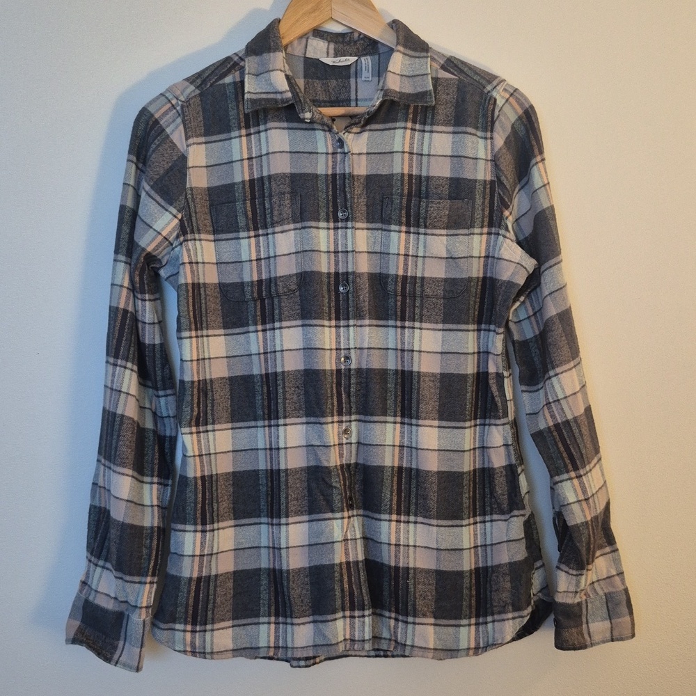 NWT Woolrich Pemberton Plaid Flannel Shirt - Women's Size Medium Gray Pink - Picture 3 of 9
